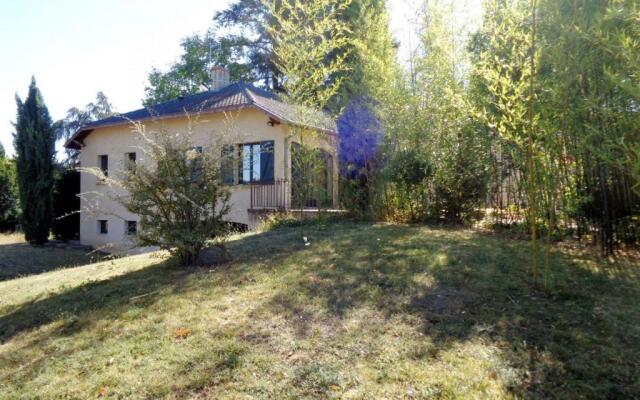 Gîte Saint-Haon-le-Vieux, 4 pièces, 5 personnes - FR-1-496-31