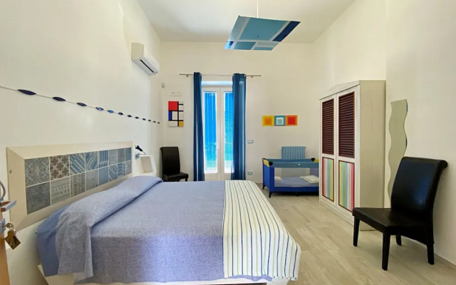 Casa Mondrian - Camere con Bagno e Piscina Privata