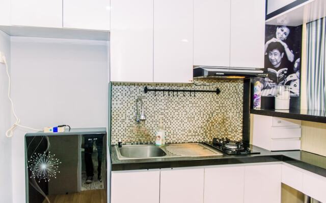 Comfort And Warm Studio At Serpong Greenview Apartment