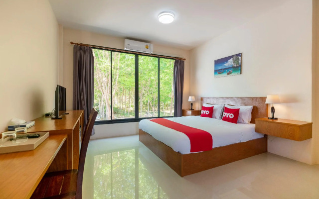 OYO 665 Sj House Hotel