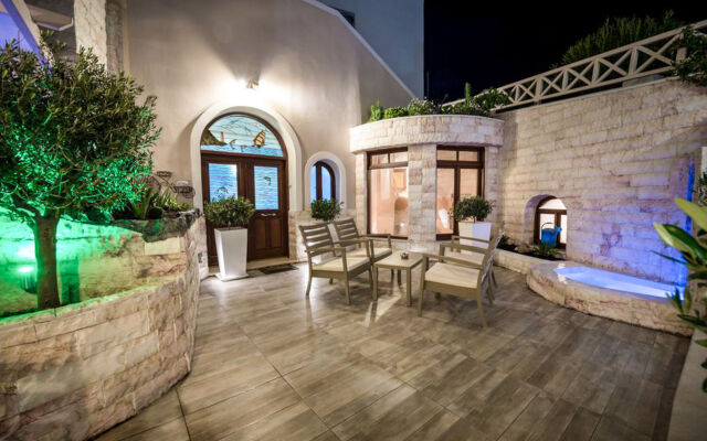 Santorini Suite Home