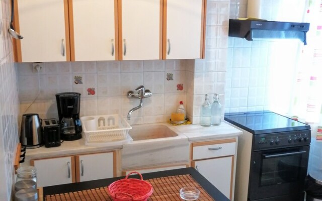 Cozy Apartment Near Acropolis