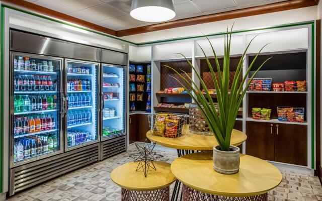 Holiday Inn Gulfport Airport by IHG