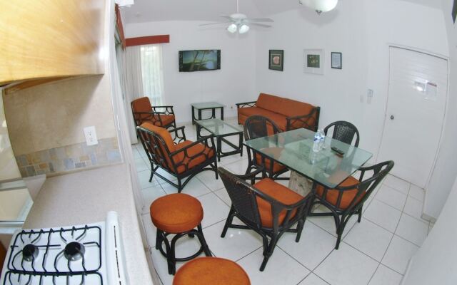 Villas del Palmar - Condo 704