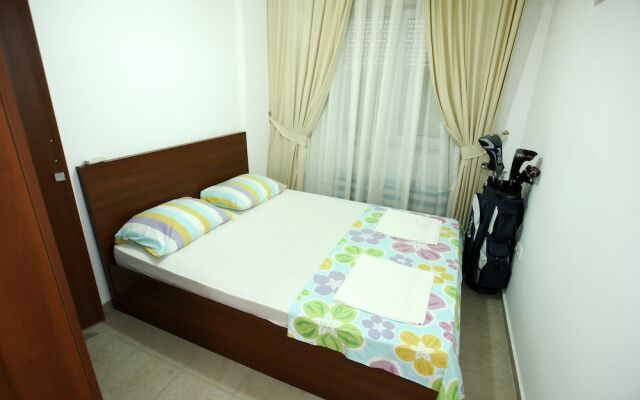 Cleodora Apartment