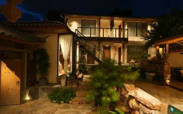Lijiang Zifayu Designer Boutique Inn