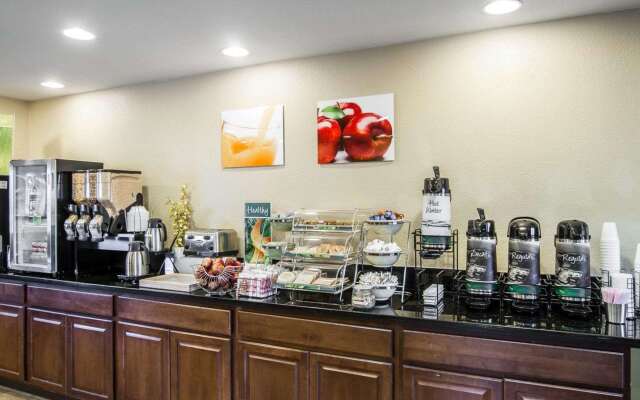 Quality Inn Holbrook near Petrified Forest