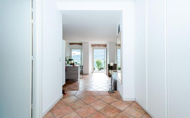 Romantic Home - Como Lake