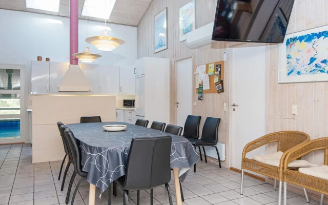 10 Person Holiday Home in Ebeltoft