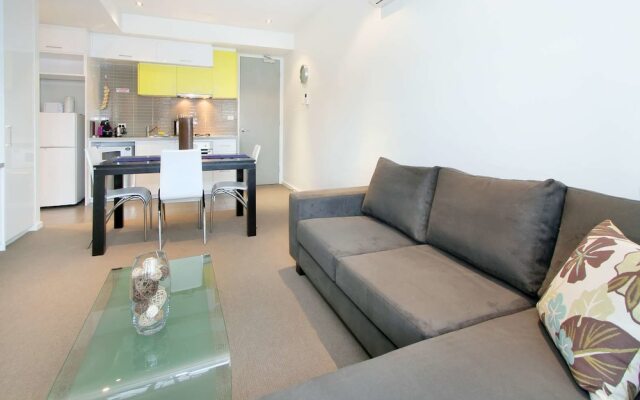 St Kilda Location and Style