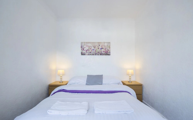 Cecil House by Kasar Stays
