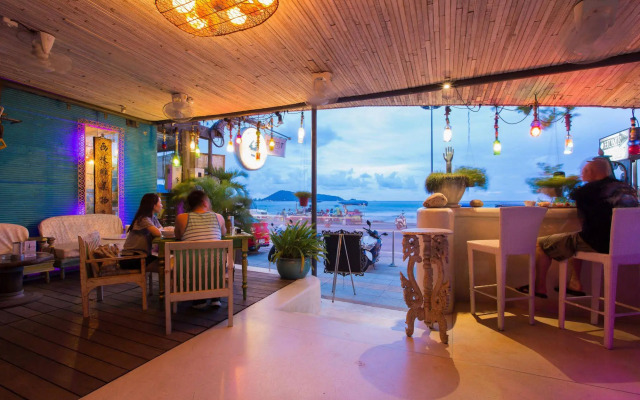 Barefoot Hotel Kalim Beach Front