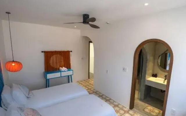 Sunrise Ocean Villa 4BR- Hoi An