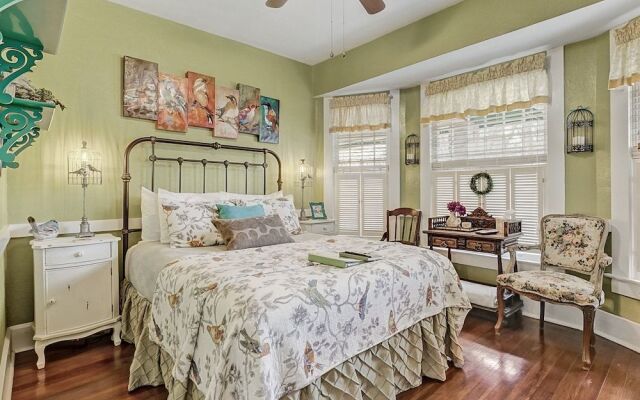Granbury Gardens Bed And Break