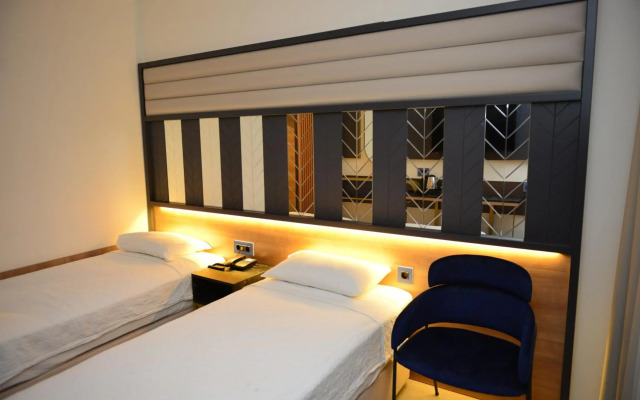 Oasis Otel