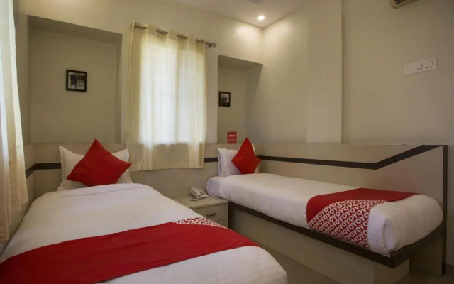 Shree Swami Apartment By OYO Rooms