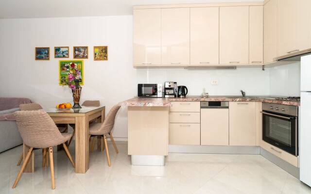 A1 - Modern apt With the Terrace & sea View