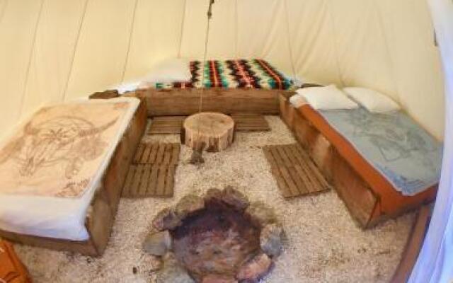Les Tipis du Bonheur de Vivre