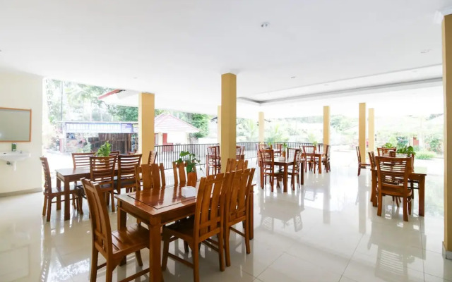 Airy Batu Layar Raya Senggigi 2 Lombok