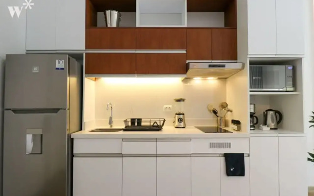 w Bold and Spacious 2BR in Miraflores