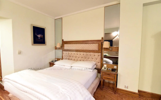 Hotel Crown CP Islamabad