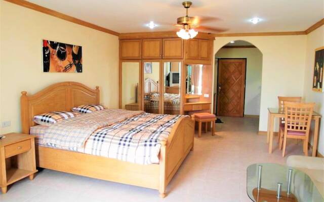 Sea View Studio at View Talay