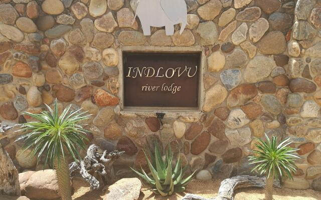 Indlovu River Lodge