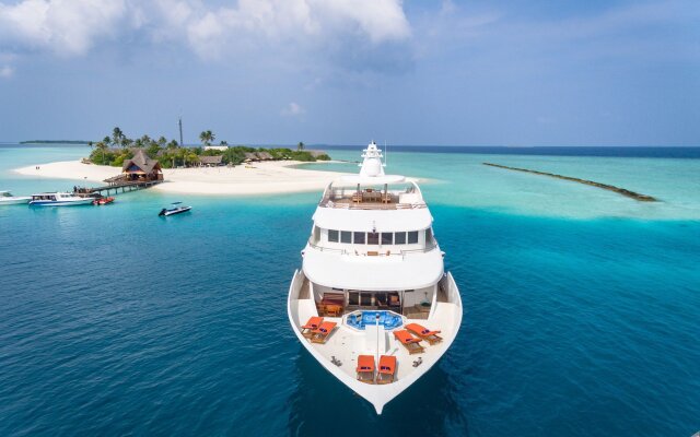 Dhaainkan'baa - Luxury Yacht