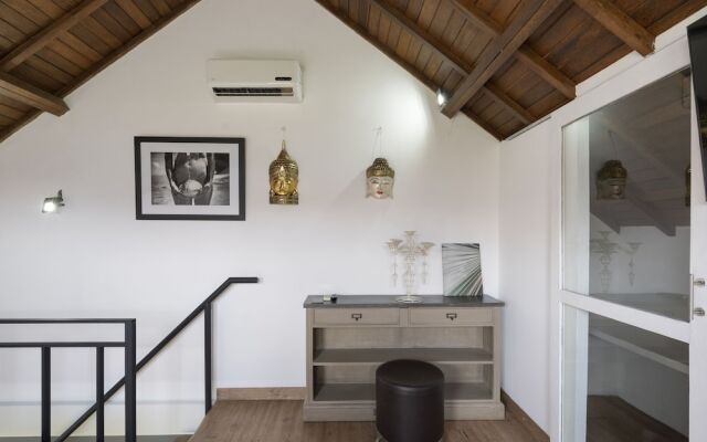 Lolo Apartment by Hombali