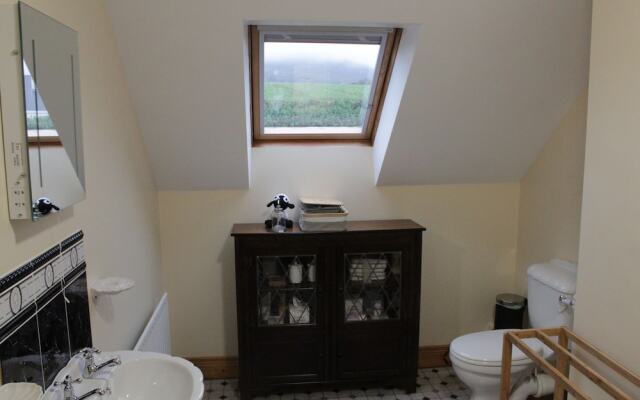 Madra Rua Organic Accommodation