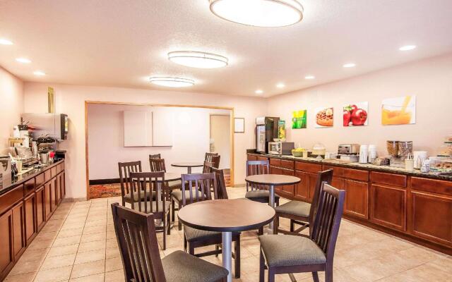 Quality Inn & Suites Vancouver - Hazel Dell