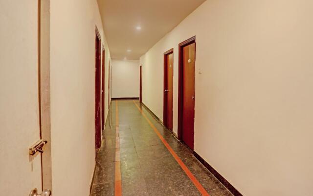 OYO 14726 Hotel Vaishnavi park