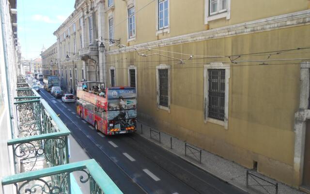 Lisbon Arsenal Suites