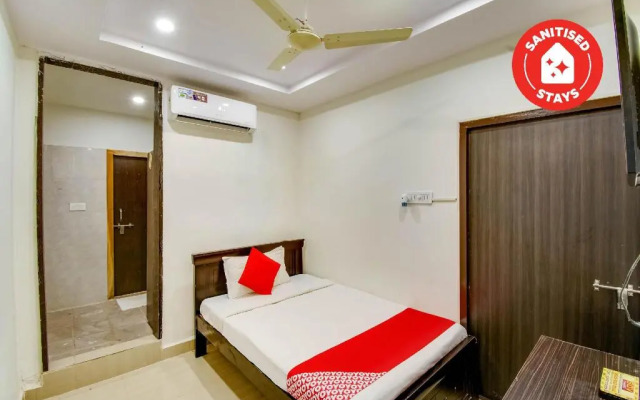 OYO Flagship 30678 S K Residency