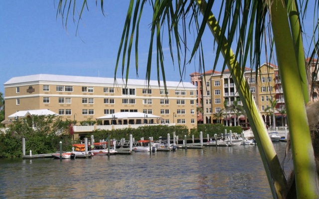 Bayfront Inn Fifth Avenue