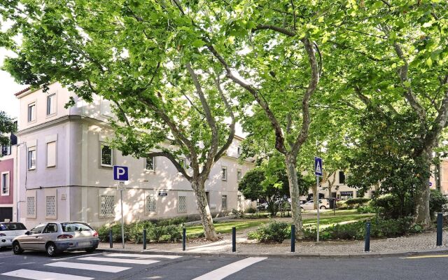 Sweet Garden Apartment