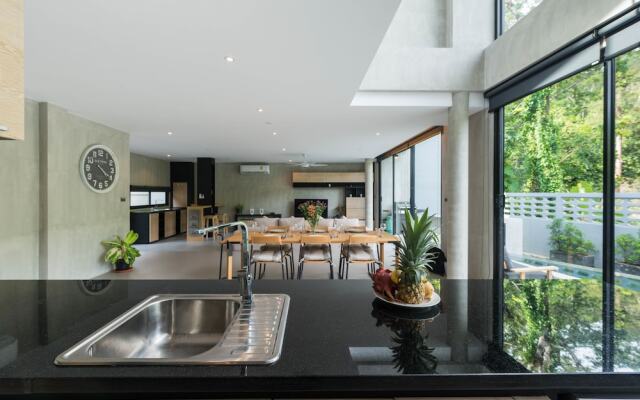 Luxury 3 Bedroom Pool Villa Angle