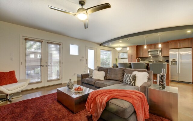 Remodeled E Cesar Chavez Condo by RedAwning