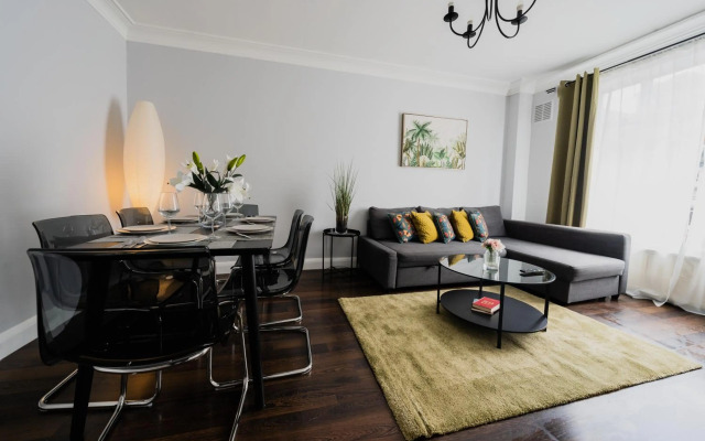 2-bedroom Apartment in Baker Street