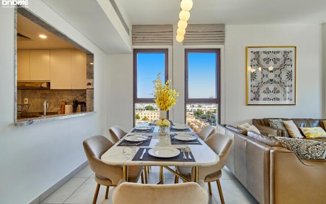 Elegant Pool View 2BR Apartment