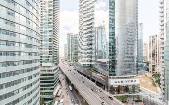 Stallion Suites Opp CN Tower & Scotiabank Arena