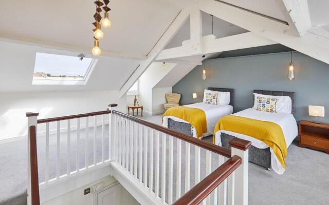 Host Stay One Mulgrave Place