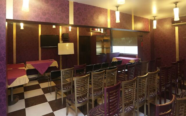 OYO 947 Hotel Palazzo Di Lara