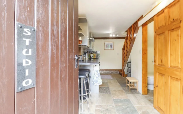 The Studio, Horseshoe Cottage