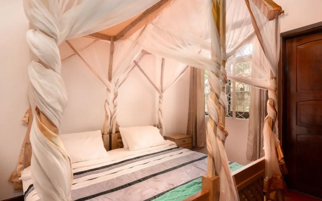 Footprints Hostel