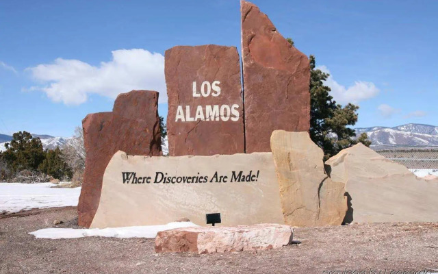 Hampton Inn & Suites Los Alamos White Rock