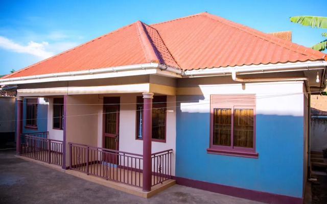 Beautiful 2-bed House in Kampala