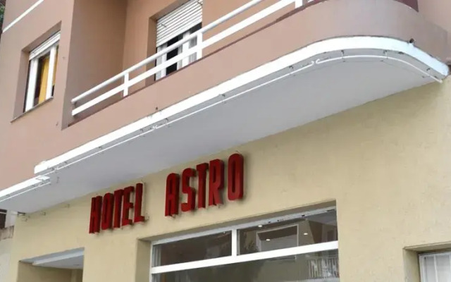 Hotel Astro