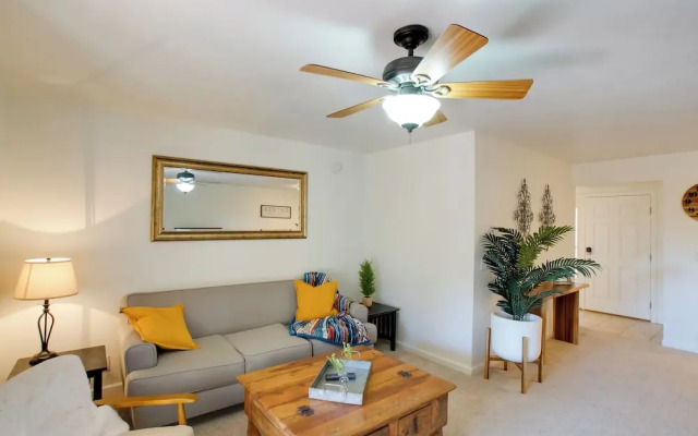 Phoenix Home: Golf, Hike, & Explore Downtown!