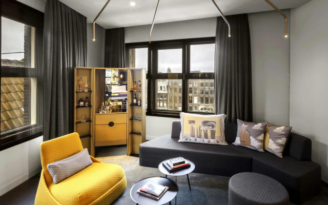 W Amsterdam